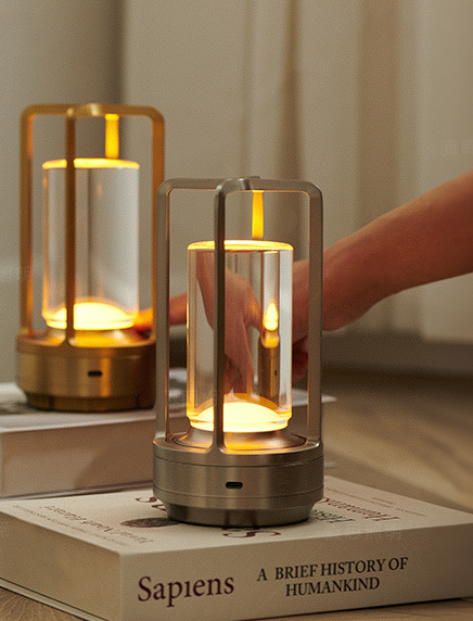 Moderne trådløs metalbordlampe