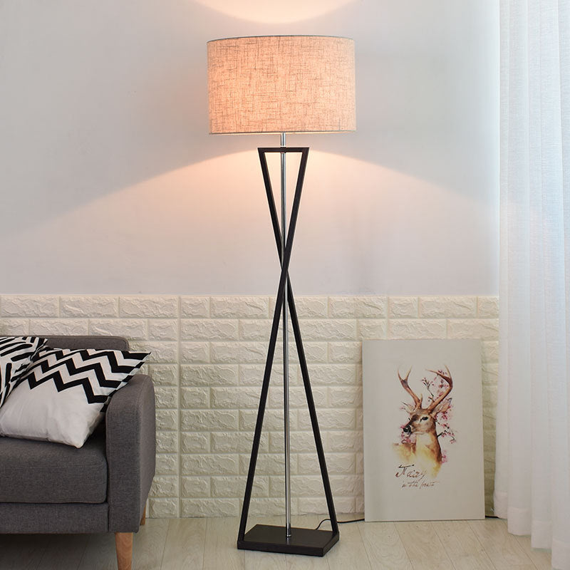 Moderne geometrisk gulvlampe