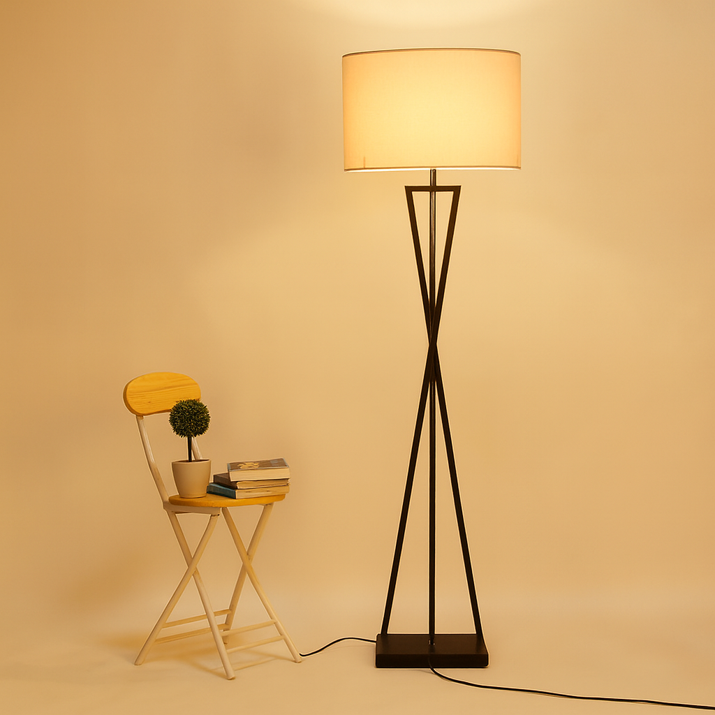 Moderne geometrisk gulvlampe